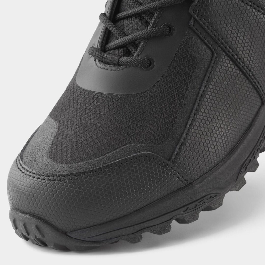 30056_01_Black_na_ToeDetail_032122_2000x2000