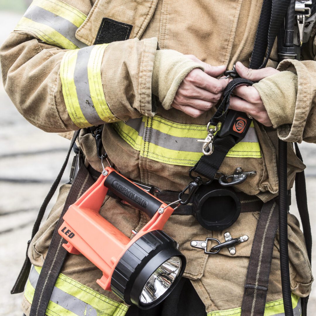 fire-vulcan-led_firefighter2