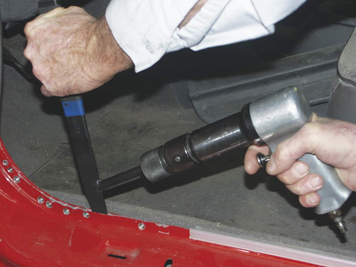 20017-SuperSeamBusterAction