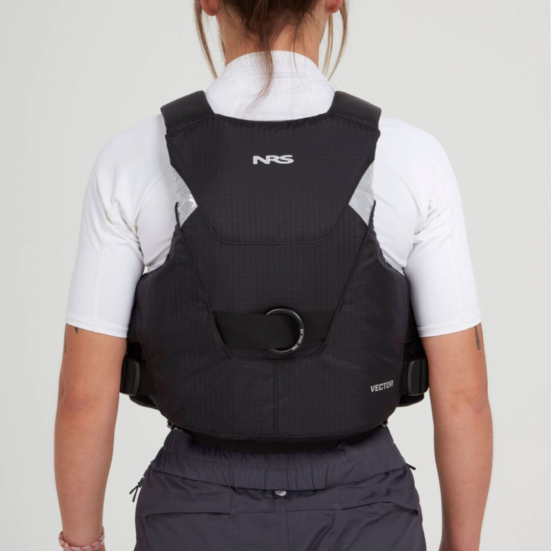 40114_01_Black_Model_Back_042424_2000x2000