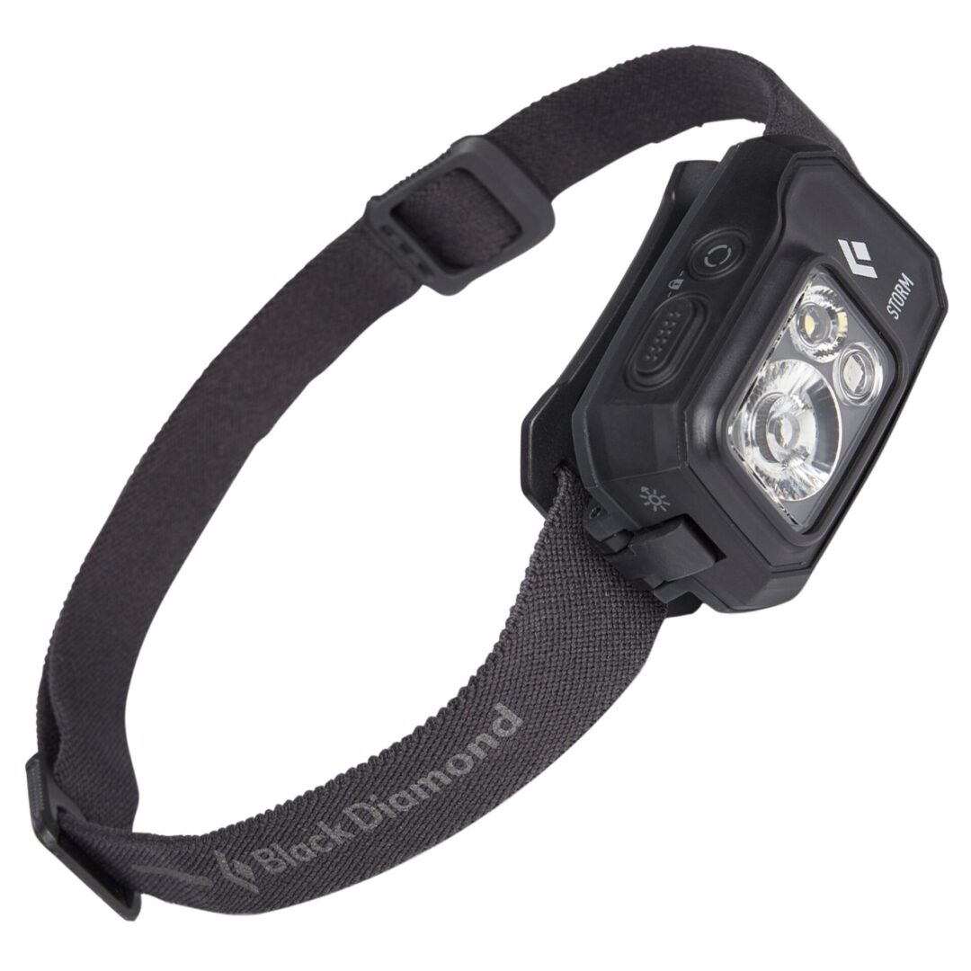 71661_06_Black_na_main_012122_2000x2000