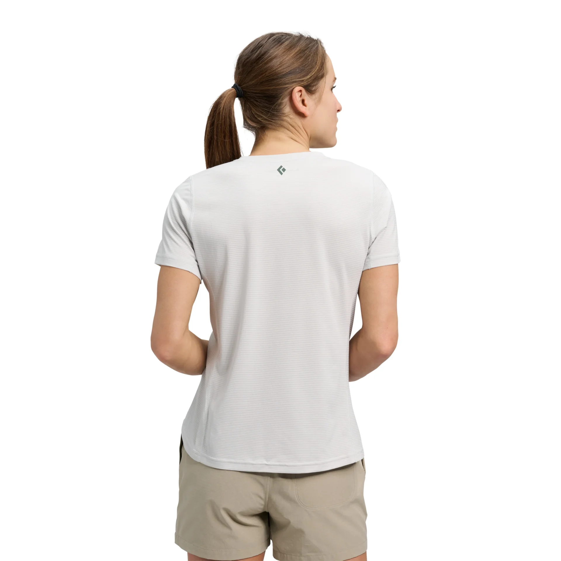 752009_1000_W_Distance_Short_Sleeve_Tech_Tee_Alloy_04