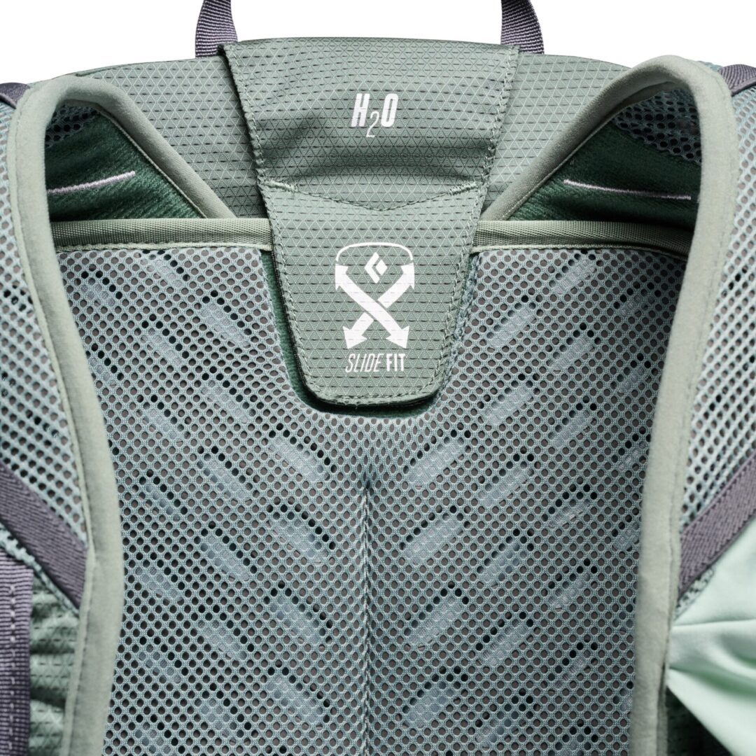 681264_3053_TRAIL_VISTA_20_BACKPACK_Laurel_Green_03