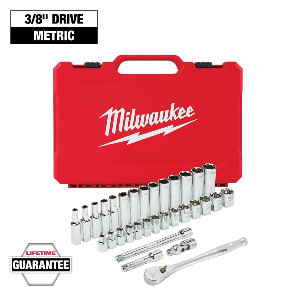 Milwaukee 3/8" Drive 32 Piece Ratchet & Socket Set - Metric